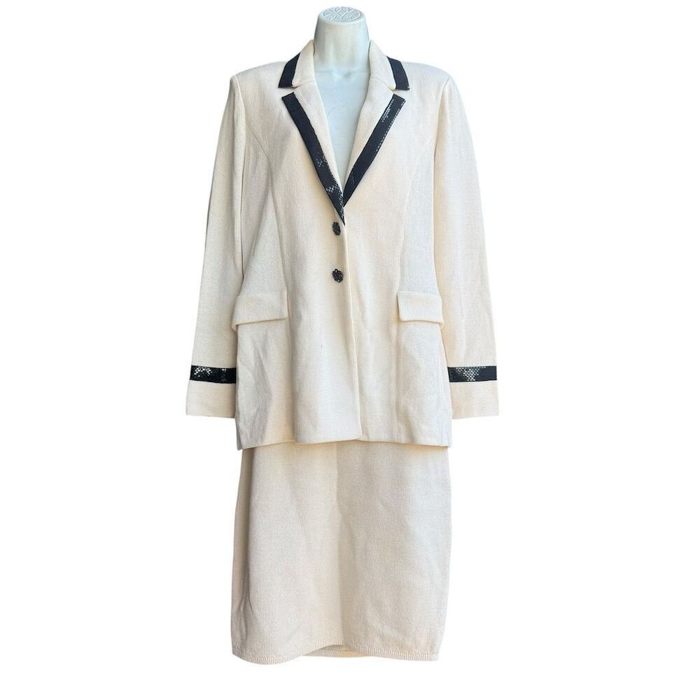 St John Collection Jacket & Skirt Set Size 4/8 Ivory Santana Knit Quiet Luxury